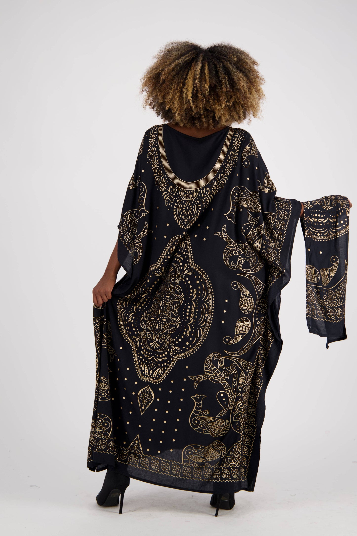 Geometric Print Kaftan KAF-1040: Assorted / One Size Fits Most