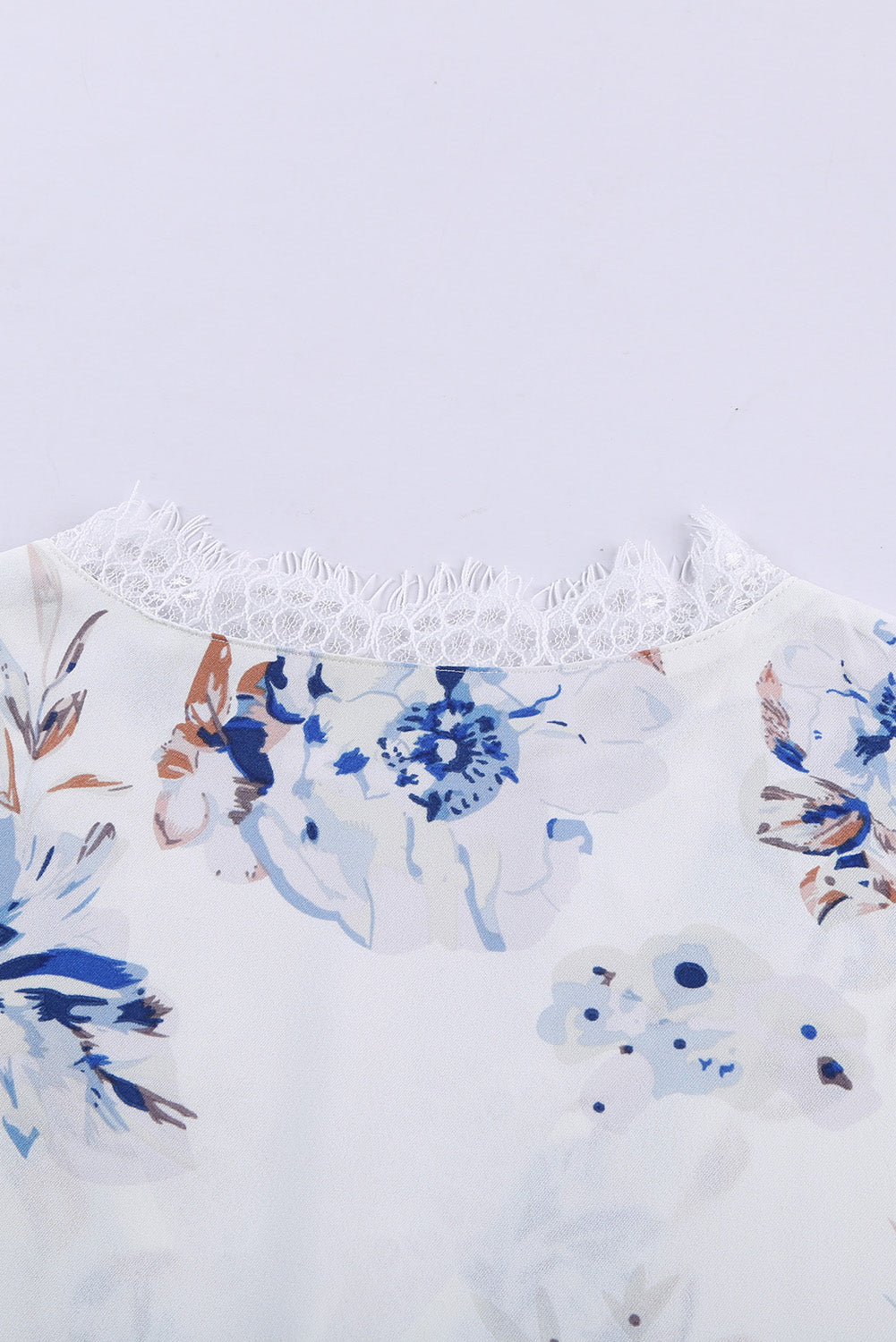 White Floral Scalloped V Neck Short Sleeves Top-10