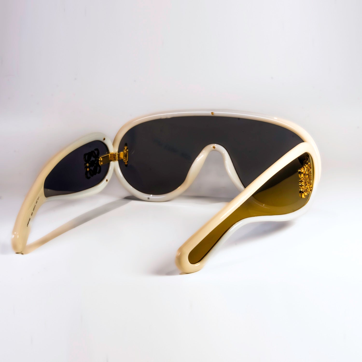 Loewe Wave Mask Sunglasses-16