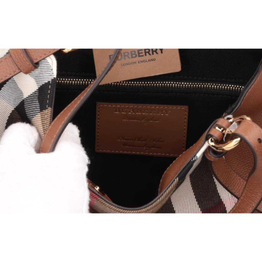 Burberry Shoulder Bags For Women 807378